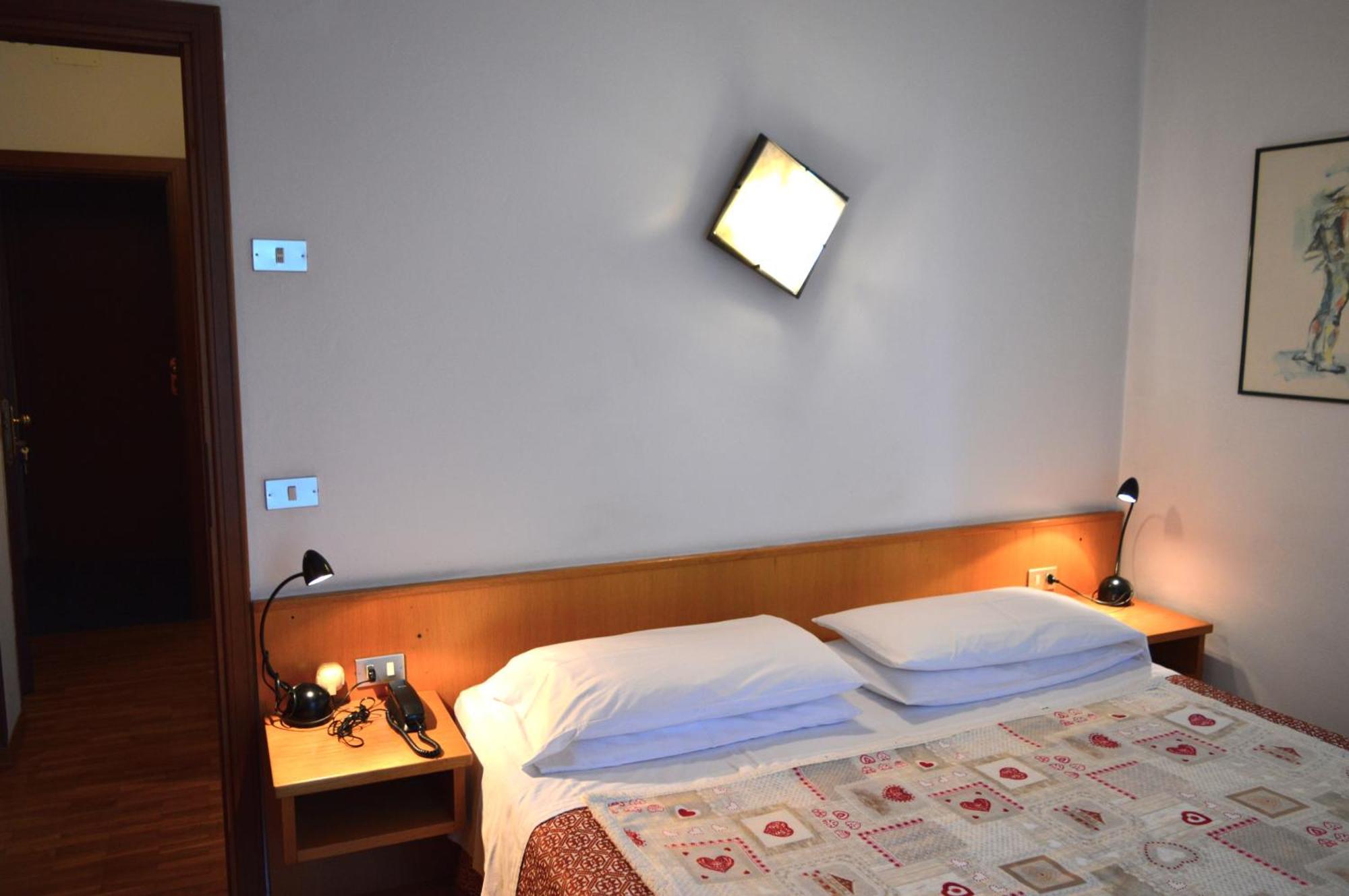 Hotel Wanda Pinzolo Esterno foto