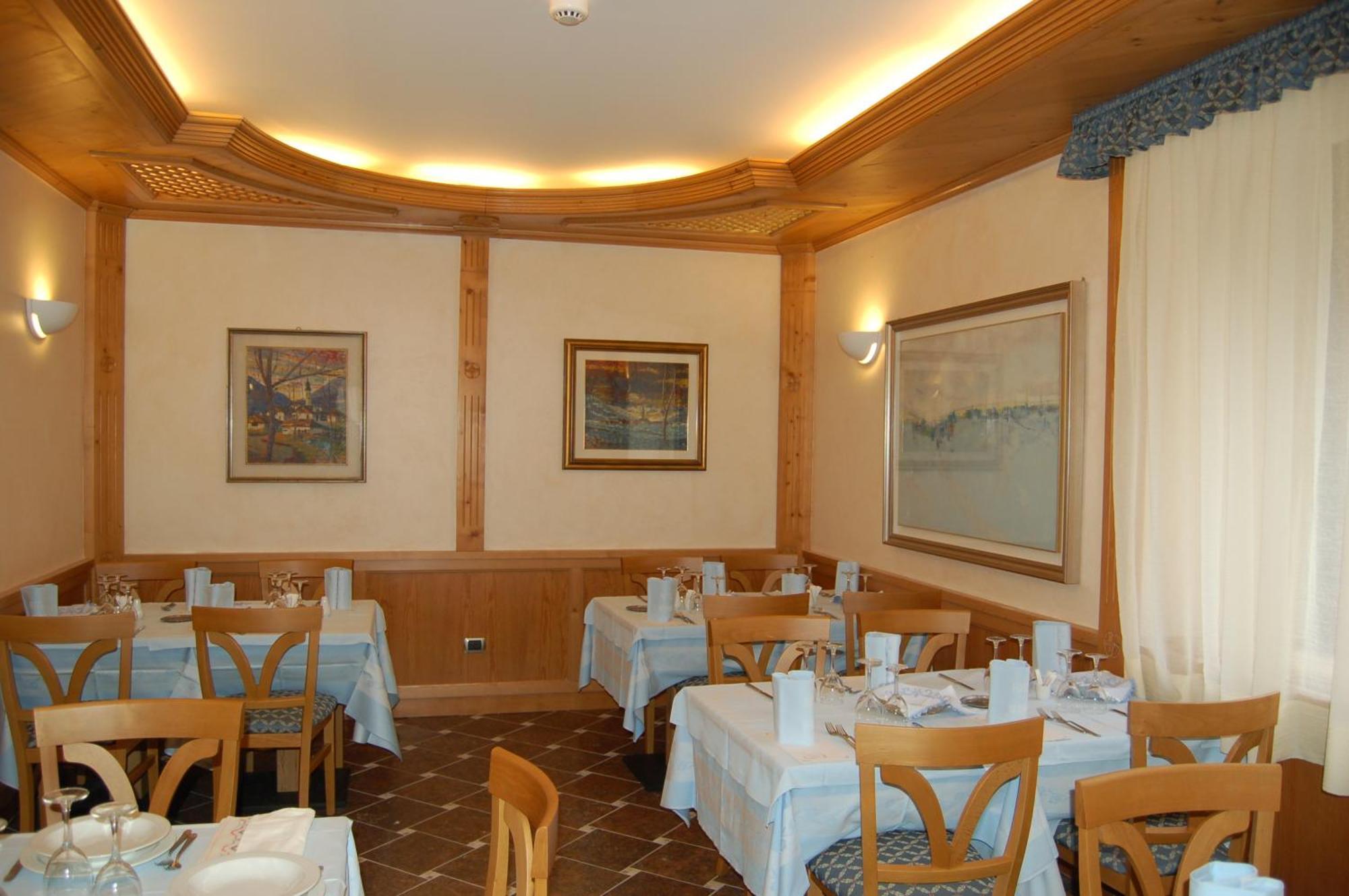 Hotel Wanda Pinzolo Esterno foto