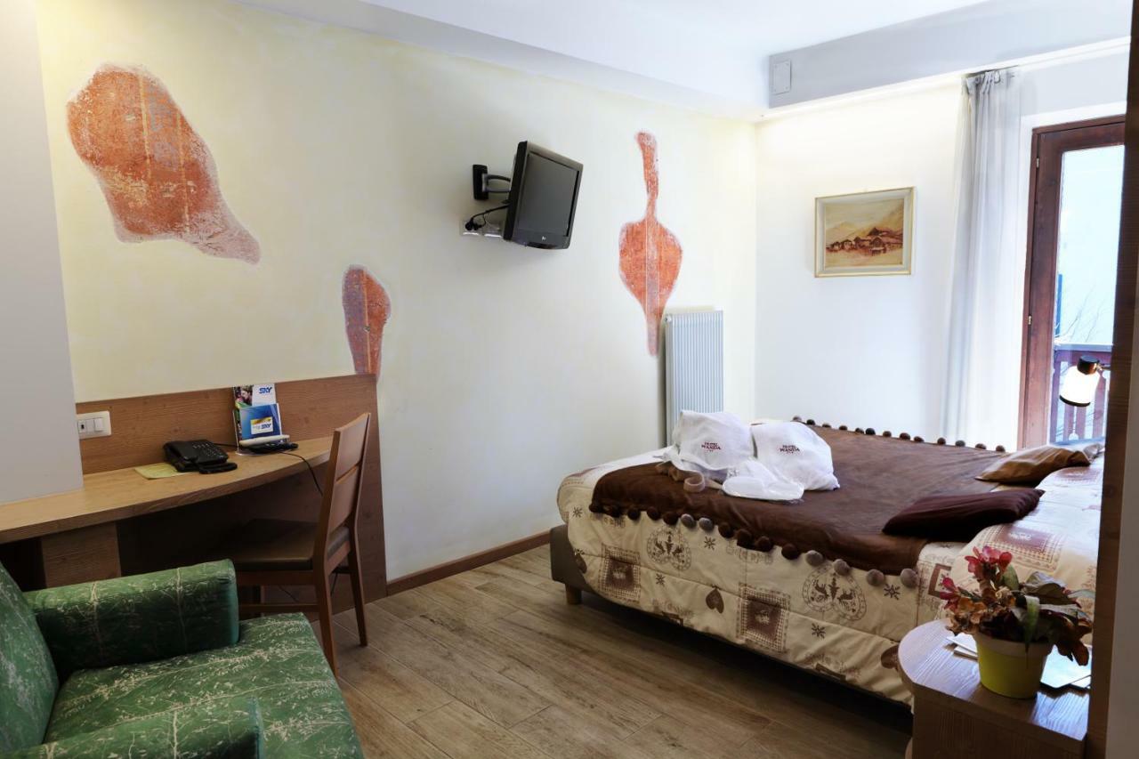 Hotel Wanda Pinzolo Esterno foto